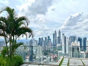 Regalia sky pool klcc by pasira home